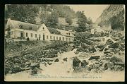 Cauterets Etablissement petit Sauveur carte postale ancienne