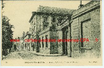 51 Chalons-sur-Marne Ecole d�Arts Carte postale ancienne