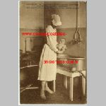 13 Marseille B�b� Bain baignoire Carte postale ancienne